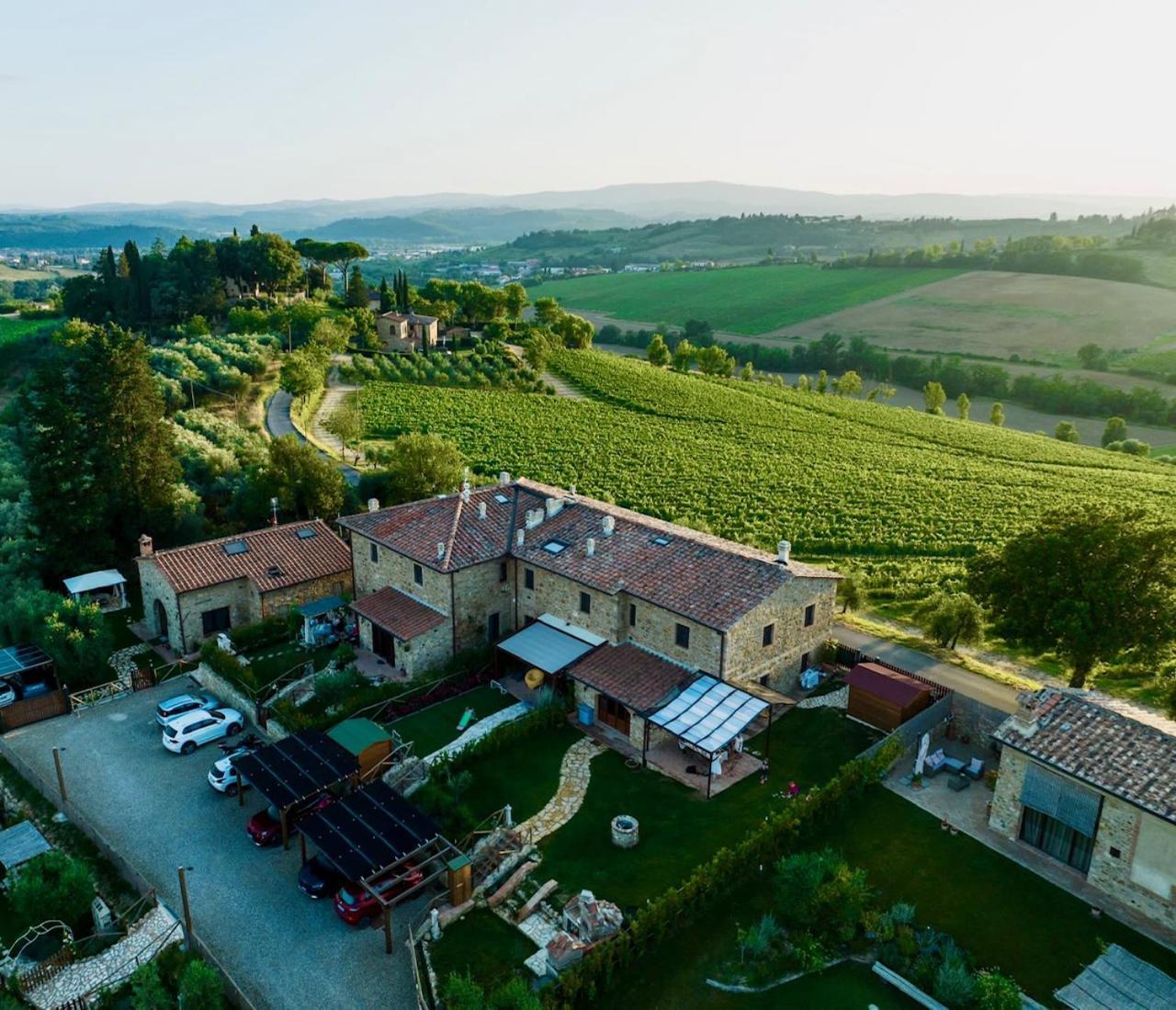 Vittoria Chianti Vacations Apartamento Poggibonsi Exterior foto
